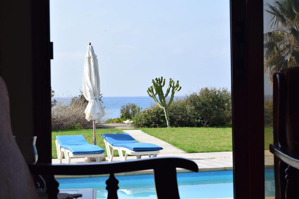 Olgas Villa Agia Marina  Oda fotoğraf